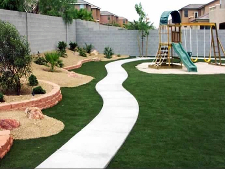 Green Lawn Norcatur, Kansas Home And Garden, Backyard Ideas